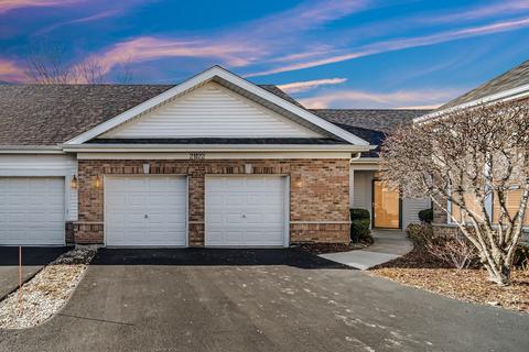 21122 W Braxton Ln, Plainfield, IL 60544 photo 1