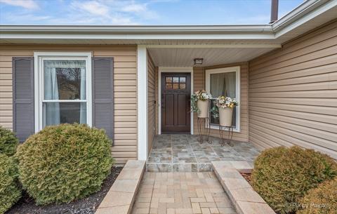 715 Tanglewood Dr, Algonquin, IL 60102 photo 4