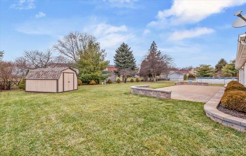 715 Tanglewood Dr, Algonquin, IL 60102 photo 22