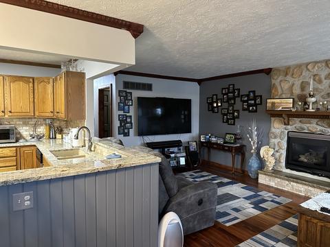 600 E Wood Dr, Mclean, IL 61754 photo 8