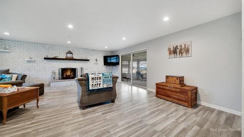 1505 Evergreen St, Mchenry, IL 60051 photo 5