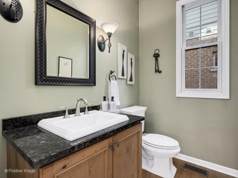 6424 Emerald Ct, Willowbrook, IL 60527 photo 16