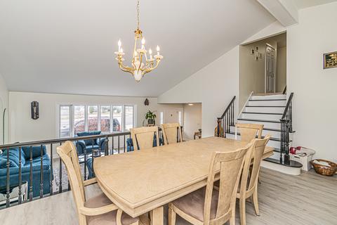 1802 Euclid Ave, Mount Prospect, IL 60056 photo 10