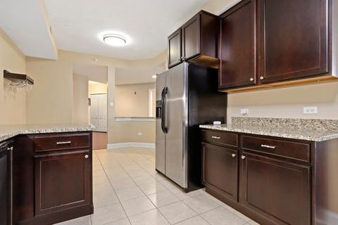 225 Main St #511, Roselle, IL 60172 photo 9