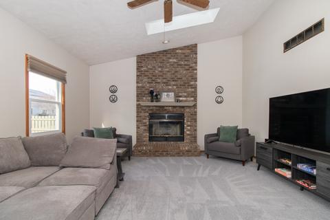 1505 Spy Glass Rd, Normal, IL 61761 photo 5