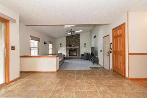 1505 Spy Glass Rd, Normal, IL 61761 photo 8