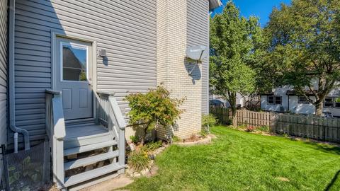 3865 Bernay Ln, Hoffman Estates, IL 60192 photo 34