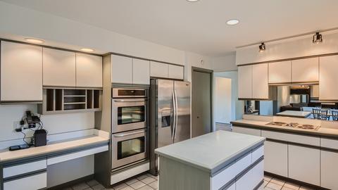 3865 Bernay Ln, Hoffman Estates, IL 60192 photo 13