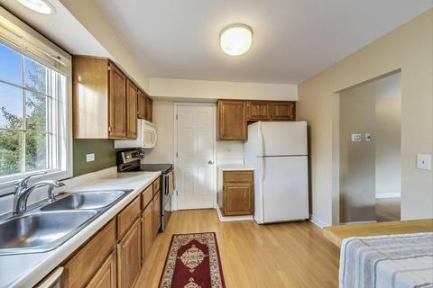 211 Stanhope Dr #D, Willowbrook, IL 60527 photo 13