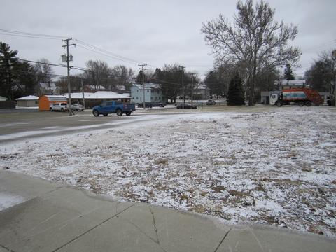 126 E State St, Sycamore, IL 60178 photo 1