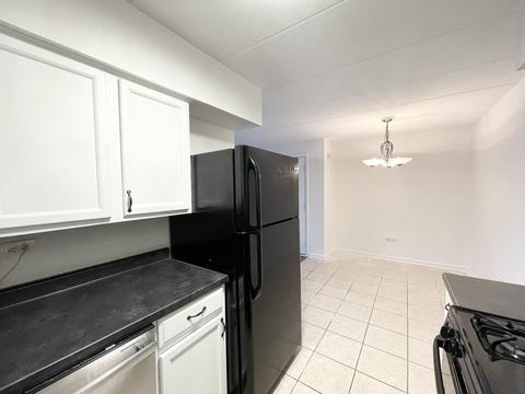 18361 Torrence Ave #1B, Lansing, IL 60438 photo 8