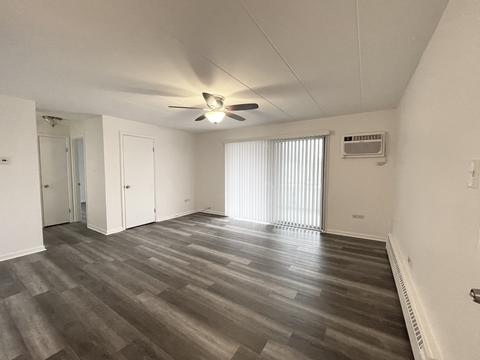 18361 Torrence Ave #1B, Lansing, IL 60438 photo 5