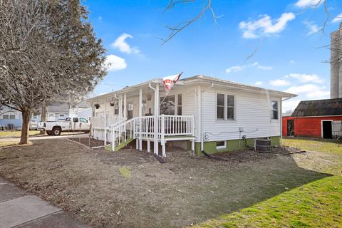 311 E Main St, Tolono, IL 61880 photo 2
