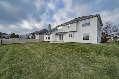 16522 S Mueller Cir, Plainfield, IL 60586 photo 2