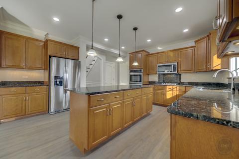 16522 S Mueller Cir, Plainfield, IL 60586 photo 6