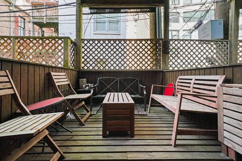 80 Elm St #2, Chicago, IL 60611 photo 22