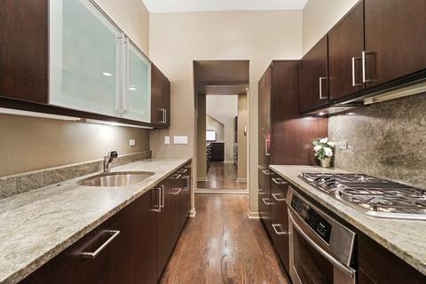 80 Elm St #2, Chicago, IL 60611 photo 5