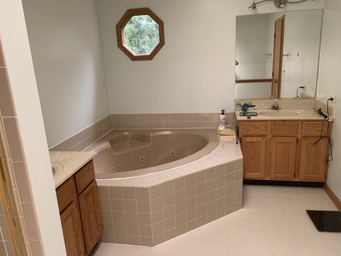 2 Oxford Ct, Algonquin, IL 60102 photo 4