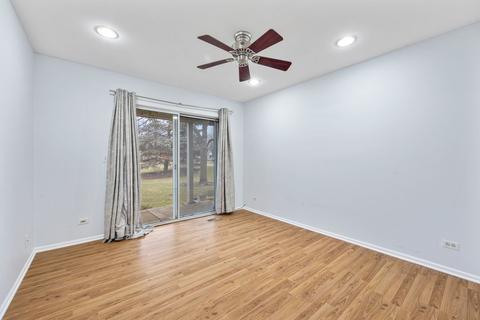 1412 Shore Ct #D1, Wheeling, IL 60090 photo 9