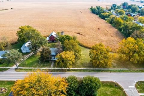 90 N Somonauk Rd, Cortland, IL 60112