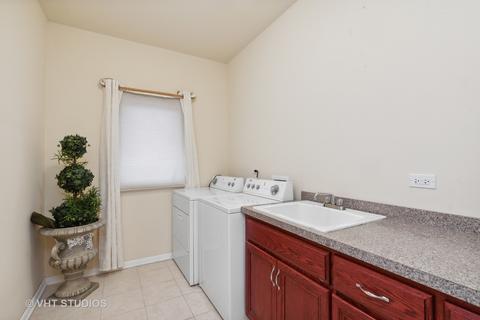 1005 Willow Rd, Matteson, IL 60443 photo 28