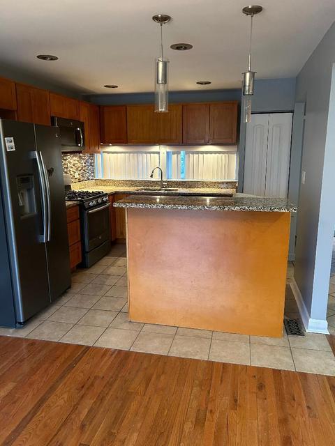 3532 Golfview Dr, Hazel Crest, IL 60429 photo 3