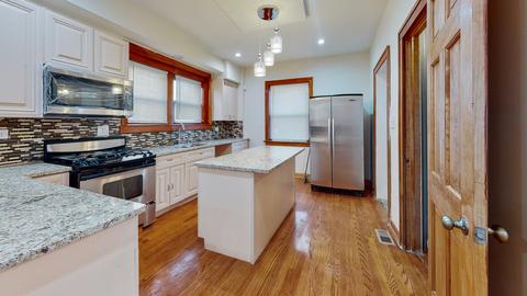 10643 S Perry Ave, Chicago, IL 60628 photo 11