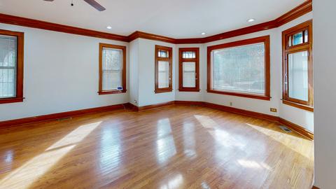10643 S Perry Ave, Chicago, IL 60628 photo 8