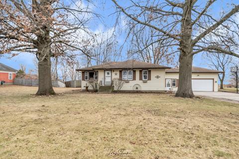 111 N Shelly Ave, Reddick, IL 60961 photo 1