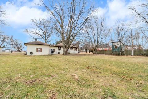 111 N Shelly Ave, Reddick, IL 60961 photo 3