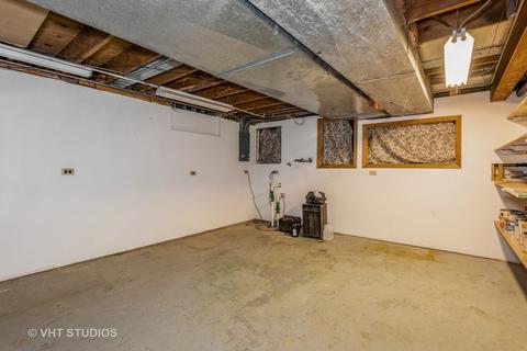 2030 Creekside Dr, Wheaton, IL 60189 photo 23