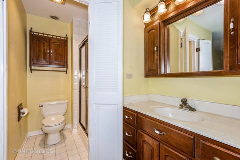 2030 Creekside Dr, Wheaton, IL 60189 photo 20