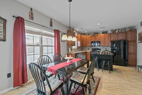 3304 Sharp Dr, Champaign, IL 61822 photo 4