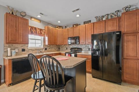 3304 Sharp Dr, Champaign, IL 61822 photo 6