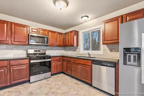 308 Jackson St, Park Forest, IL 60466 photo 3