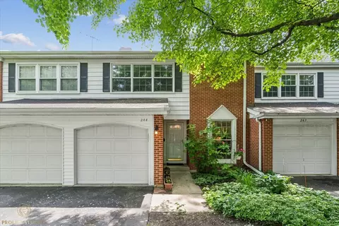 244 Essex Pl, Wilmette, IL 60091