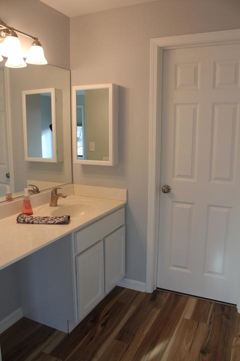 40 Creekside Cir #D, Elgin, IL 60123 photo 26