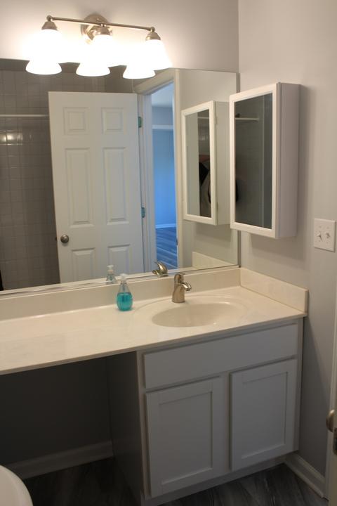 40 Creekside Cir #D, Elgin, IL 60123 photo 25