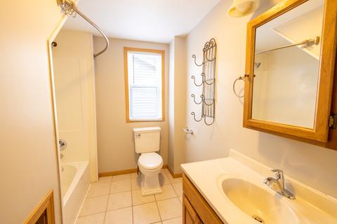 354 S May Ave, Kankakee, IL 60901 photo 5