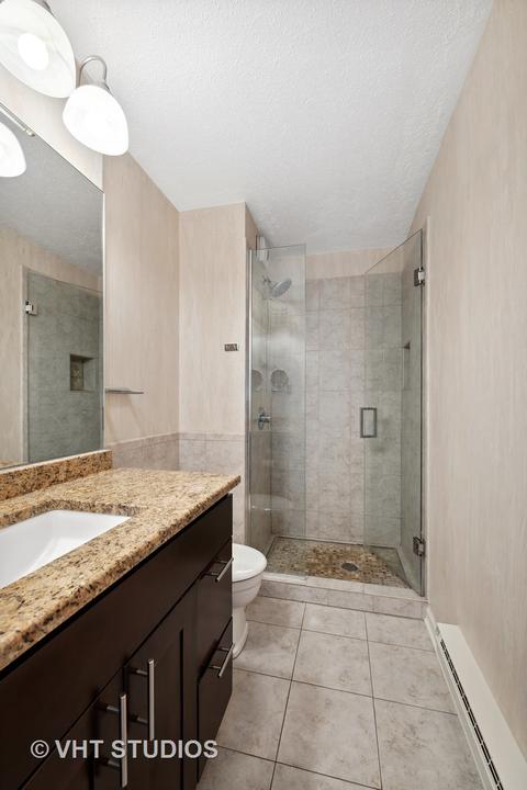 71 E Division St #1206, Chicago, IL 60610 photo 9
