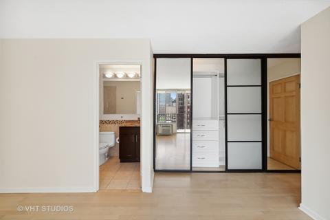 71 E Division St #1206, Chicago, IL 60610 photo 7