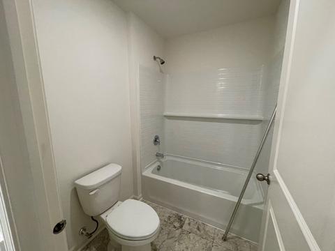 2051 Lilyana Ln, Plainfield, IL 60586 photo 12