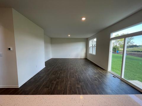 2051 Lilyana Ln, Plainfield, IL 60586 photo 7