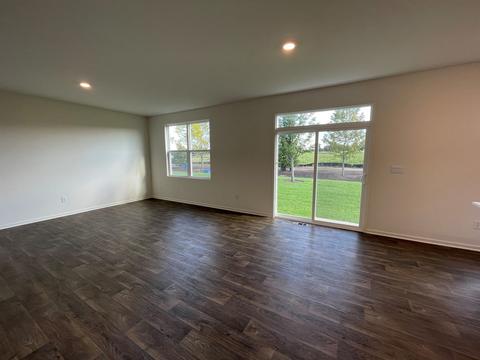 2051 Lilyana Ln, Plainfield, IL 60586 photo 8
