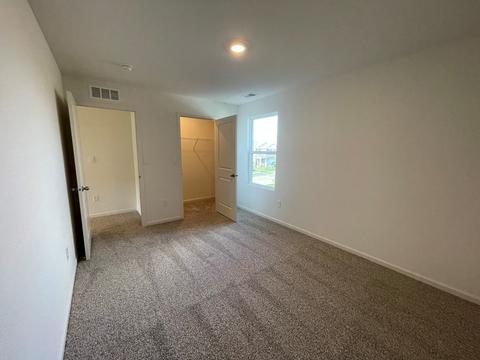 2051 Lilyana Ln, Plainfield, IL 60586 photo 17