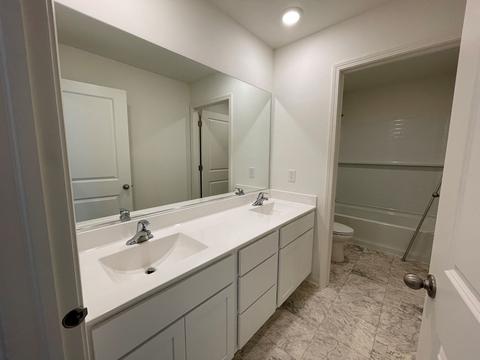 2051 Lilyana Ln, Plainfield, IL 60586 photo 11