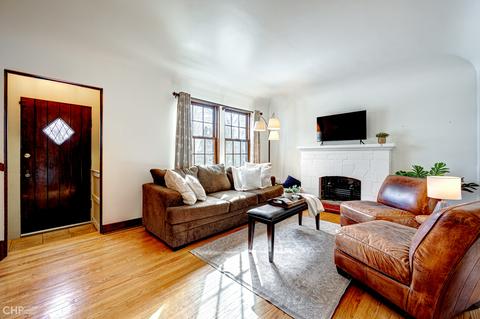 492 Kent Rd, Riverside, IL 60546 photo 4
