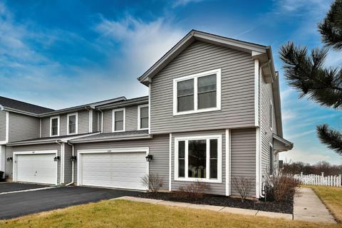 1045 Chelsea Dr, Bartlett, IL 60103 photo 1