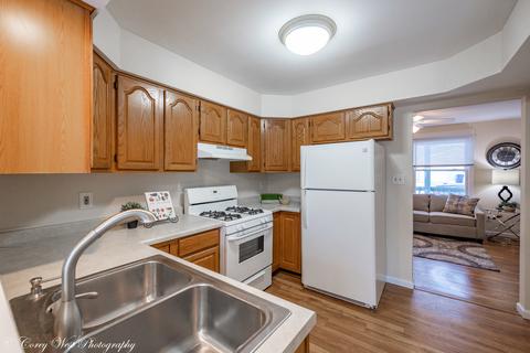 202 Chamberlain Dr, Dekalb, IL 60115 photo 7