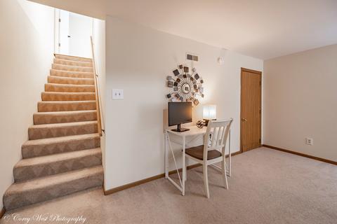 202 Chamberlain Dr, Dekalb, IL 60115 photo 21